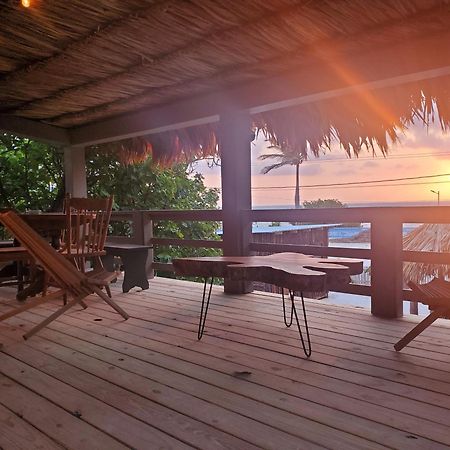 The Bounty Hotel Caye Caulker Eksteriør billede