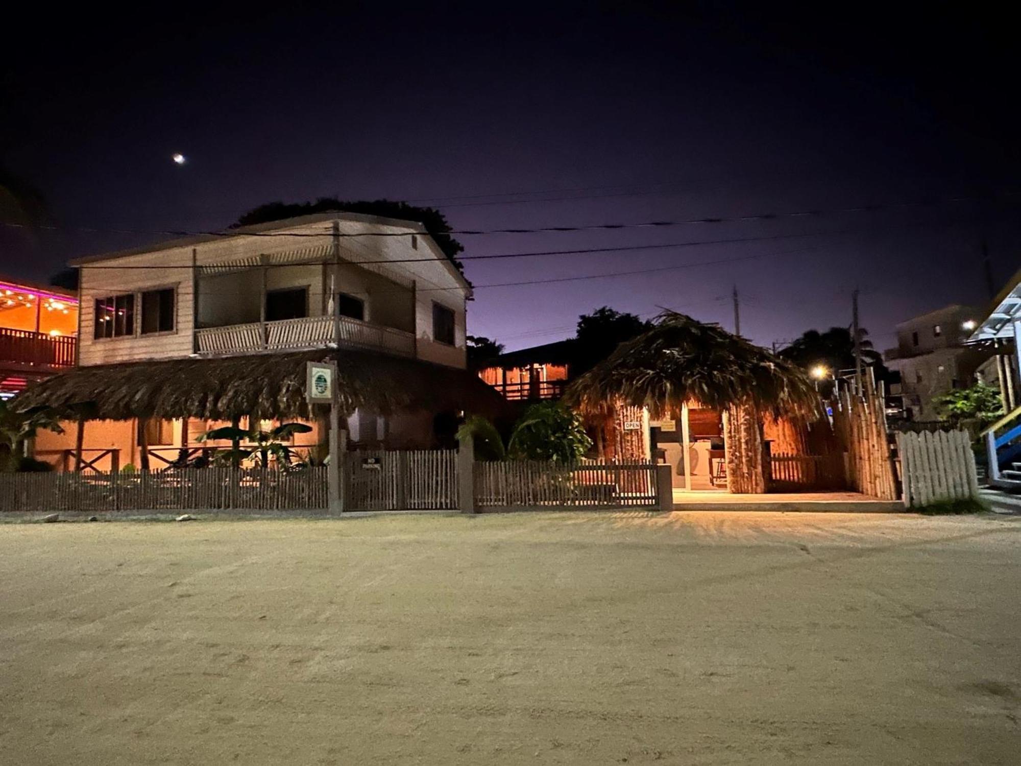 The Bounty Hotel Caye Caulker Eksteriør billede