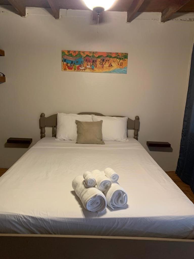 The Bounty Hotel Caye Caulker Eksteriør billede